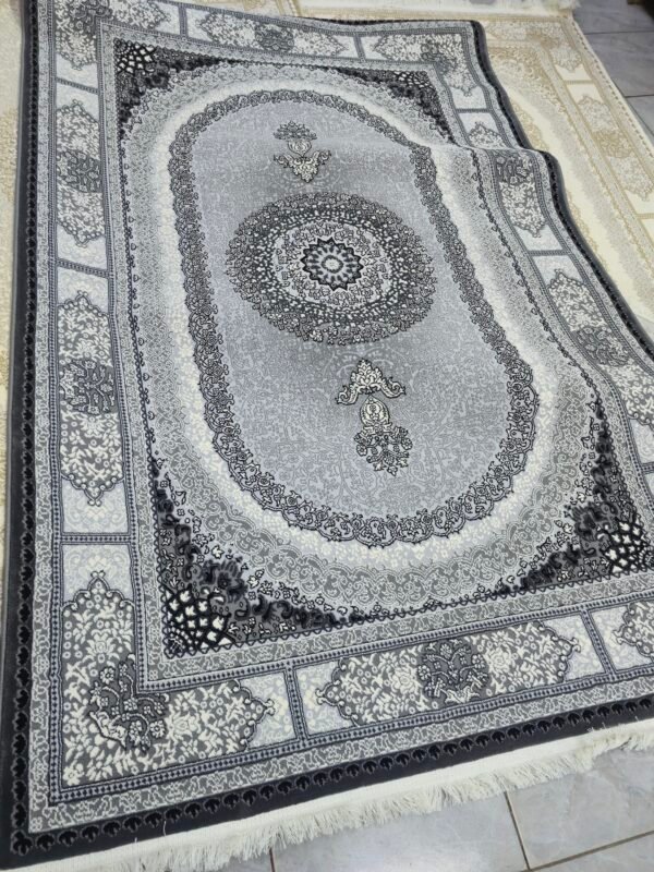 Grey/Black Leila Carpet