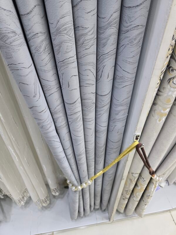 Grey curtains X
